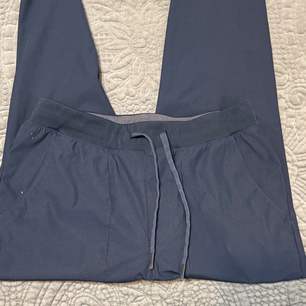 Men's Navy Joggers - Picture 5 of 9